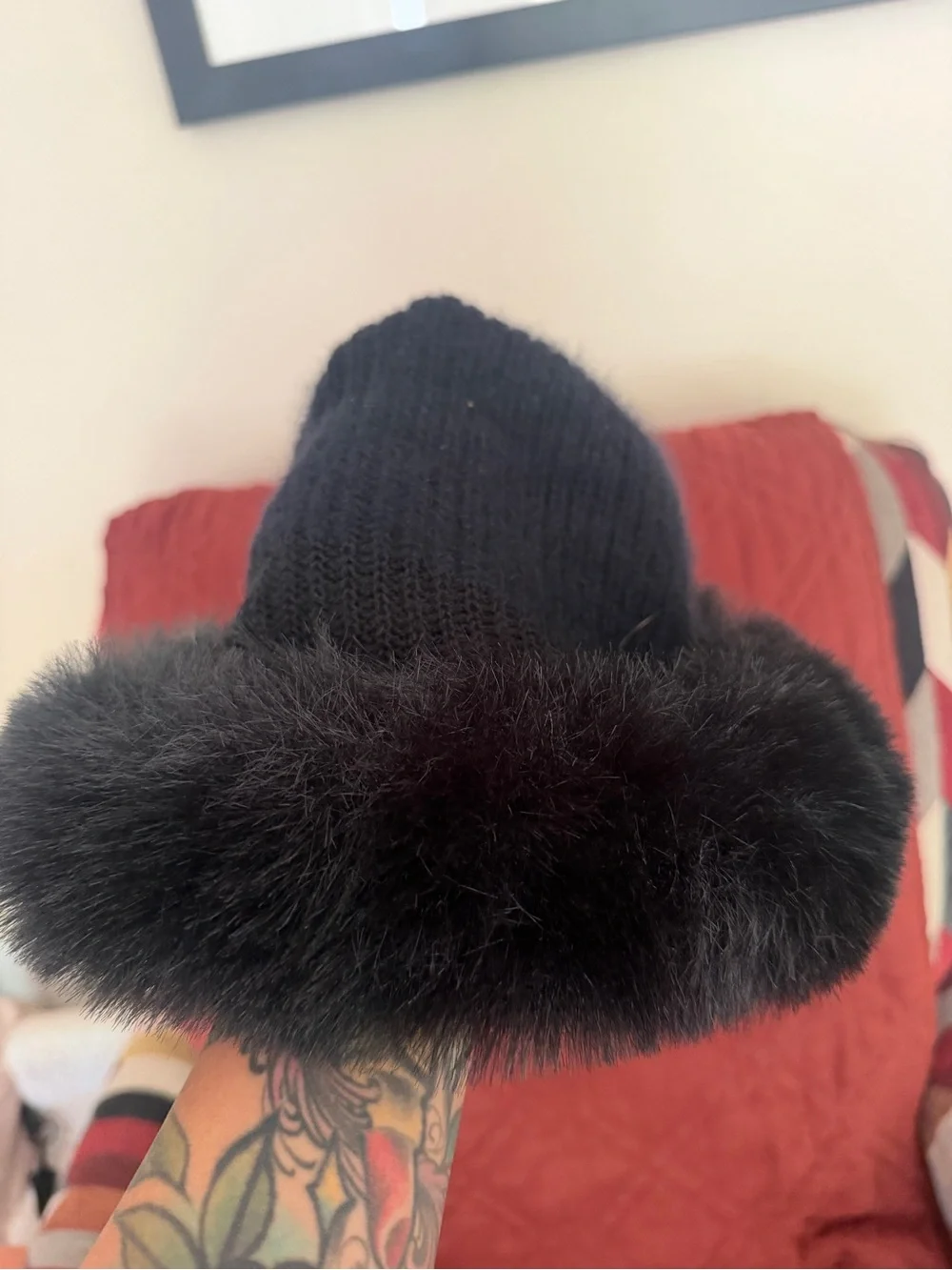 Vintage black Faux Fur Trim Knit Winter Hat - Women